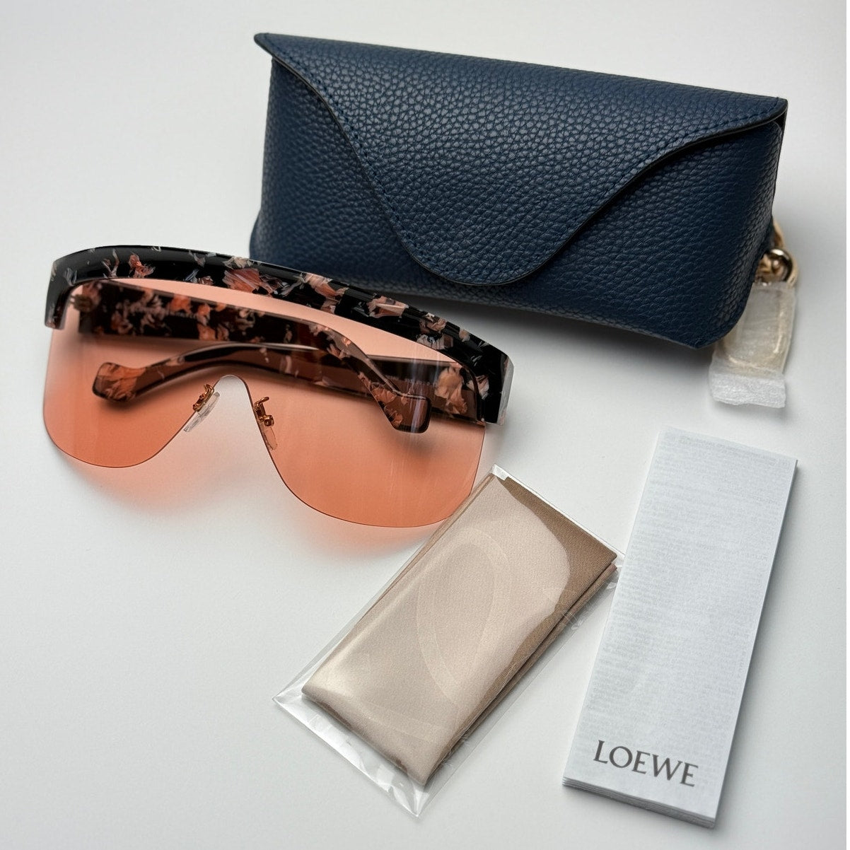 Loewe Sunglasses LW40034U 55S Coloured Havana/Bordeaux