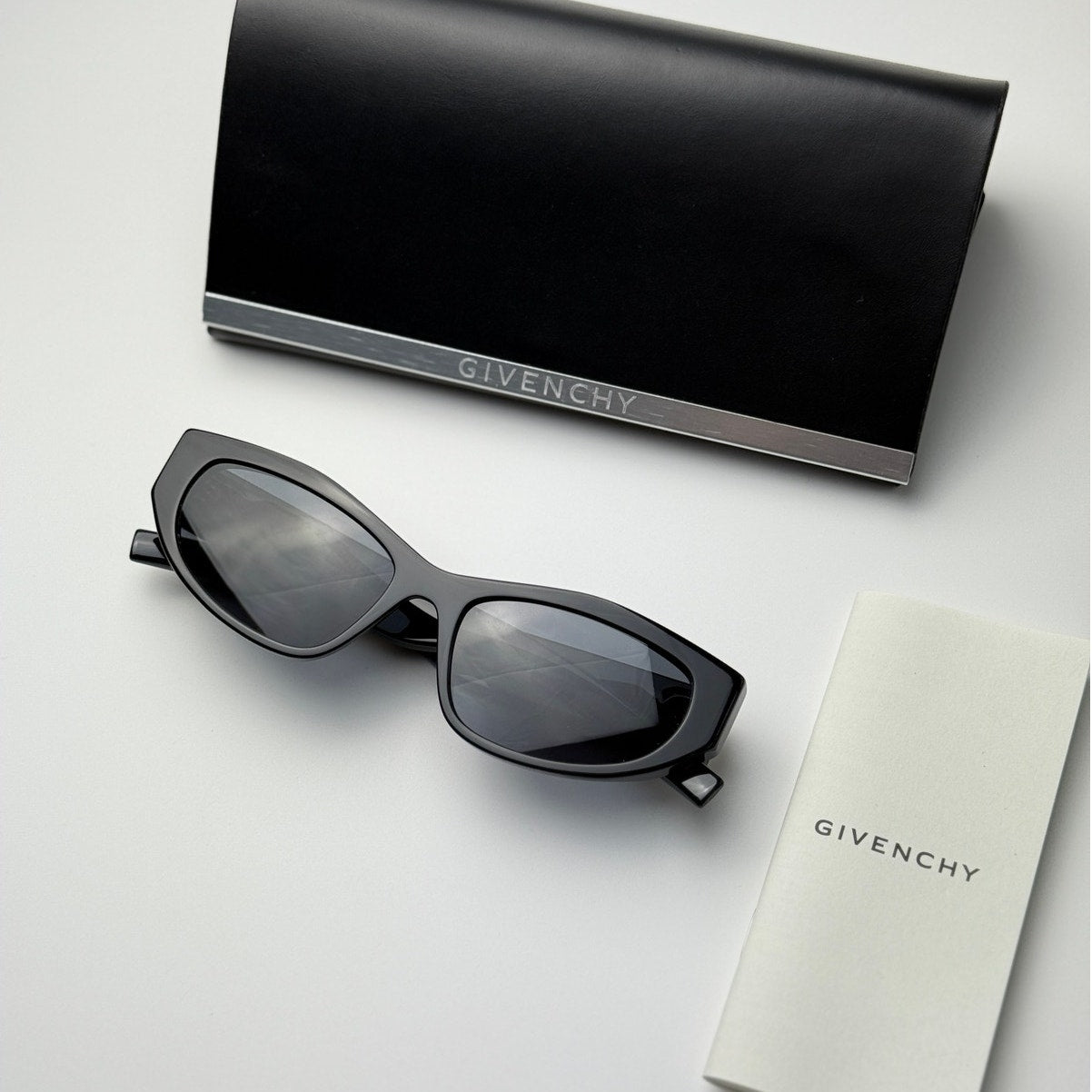 Givenchy Sunglasses GV40078I 01A Shiny Black/Gold Women