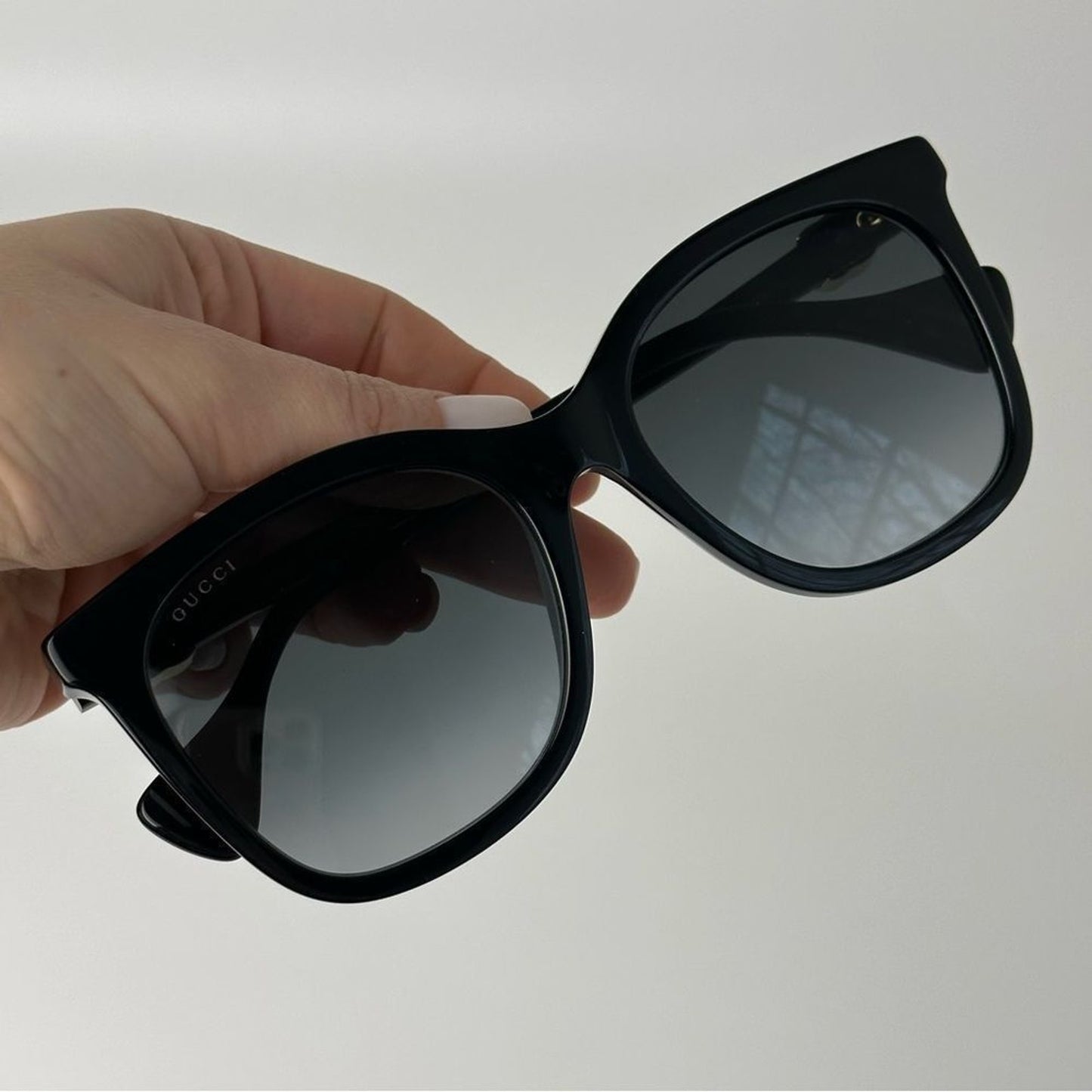 Gucci Sunglasses GG1071S 001 Black/Grey Women