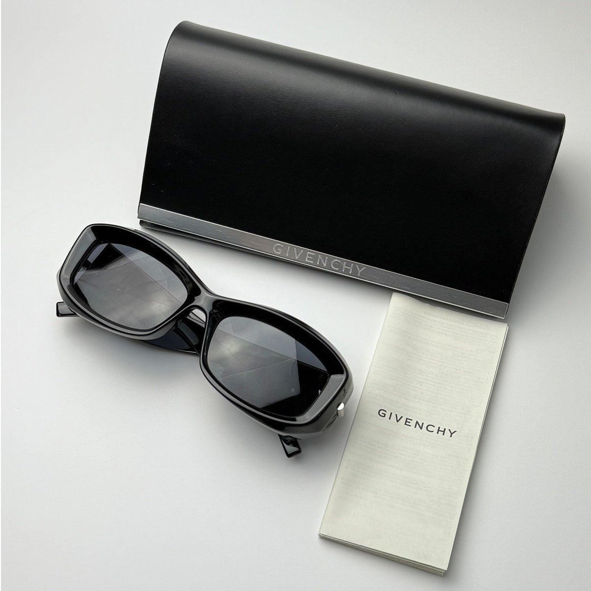 Givenchy Sunglasses GV40044U 01A Black Grey Unisex