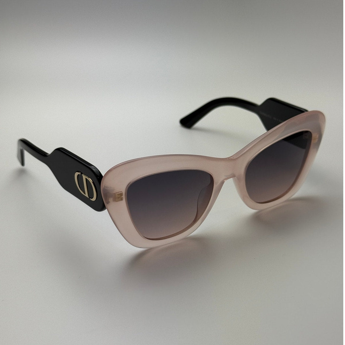 Dior Sunglasses DIORBOBBY B1U 76A2 Pink/Black/Smoke to Pink Gradient Women