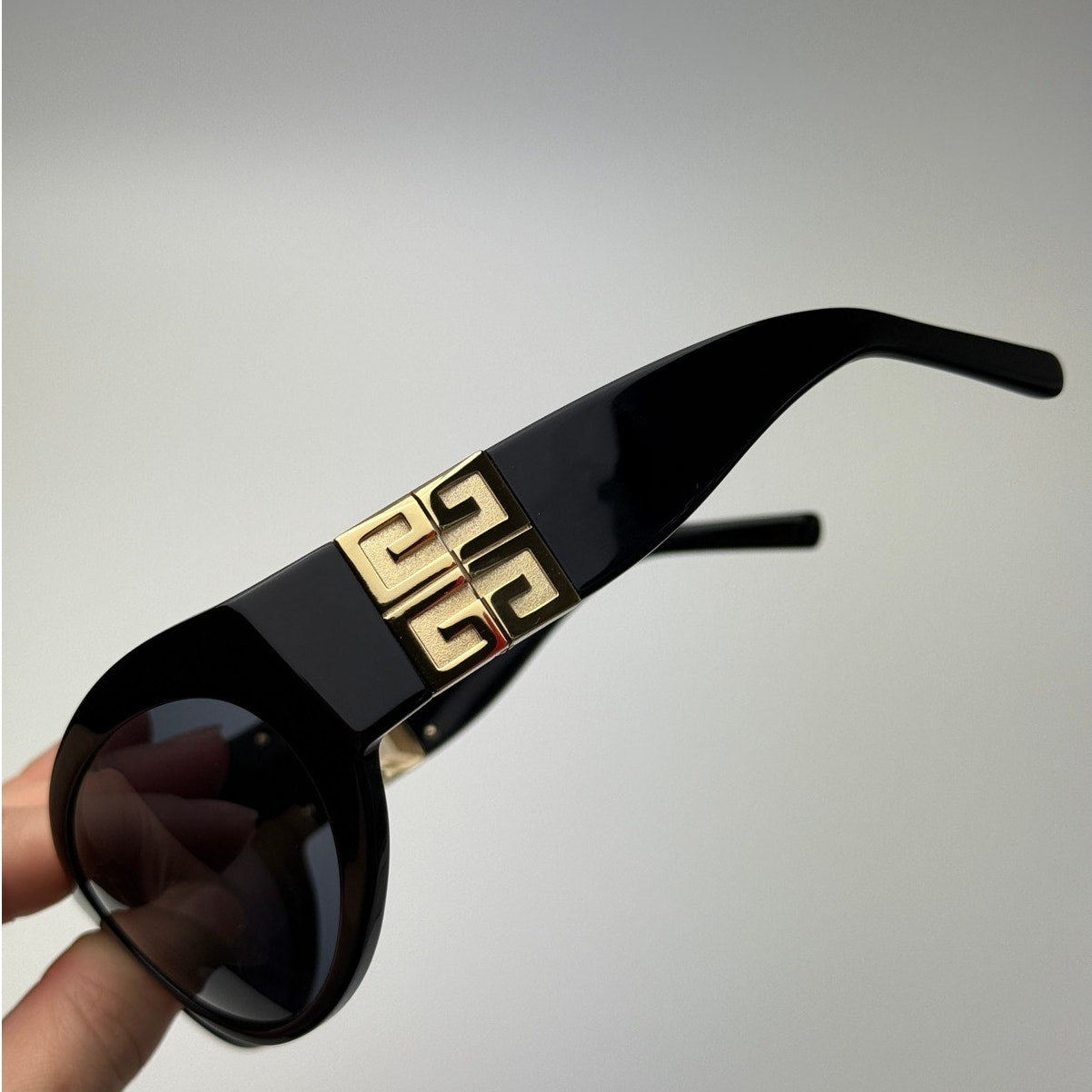 Givenchy Sunglasses GV40073I 01A Shiny Black/Gold/Grey Unisex