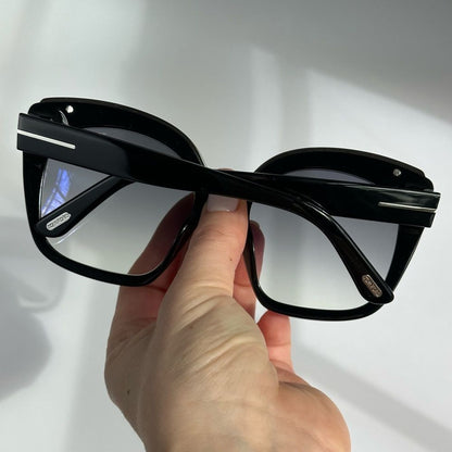 TOM FORD Sunglasses FT0944/S 01B Chantelle Black/Grey Women