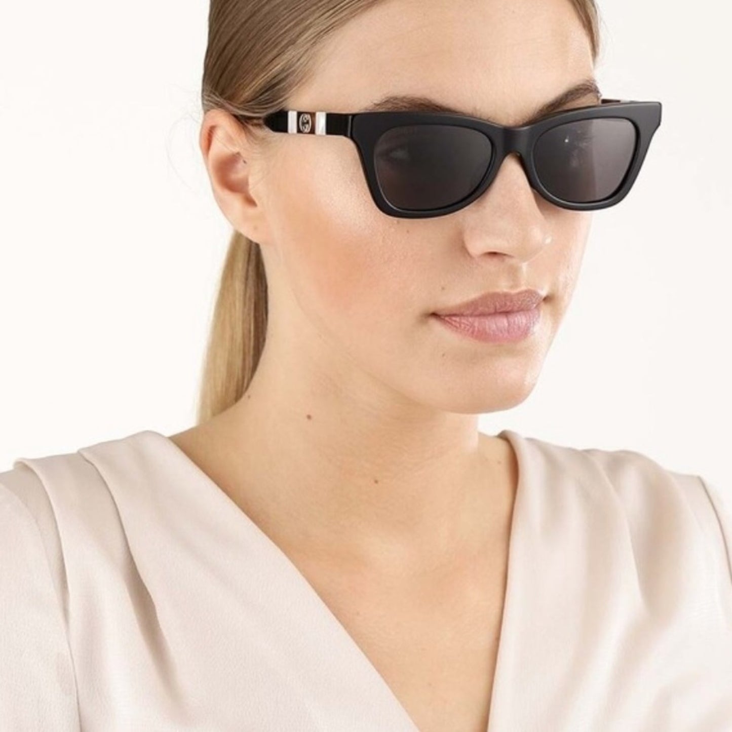 Gucci Sunglasses GG0598S 001 Black/Grey Women